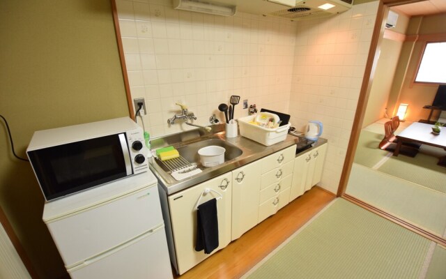 Aikamu Inn House