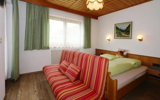 Apartment in Hippach im Zillertal With a Garden