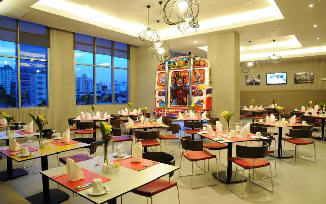Novotel Panama City