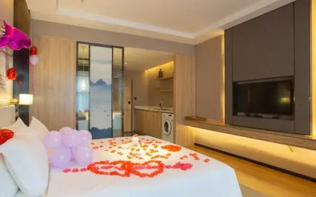 H Hotel (Chongqing Aegean Sea Shopping Plaza)