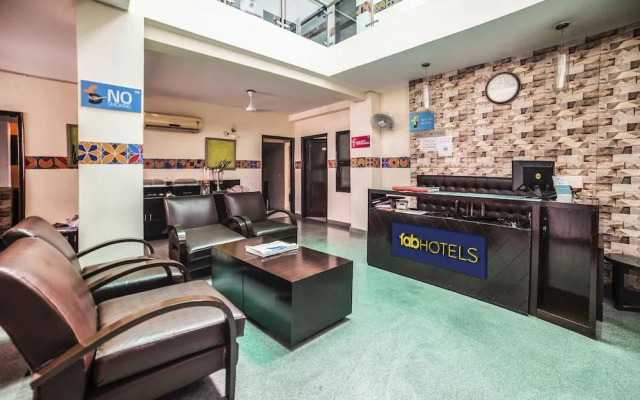 FabHotel Anutham Saket