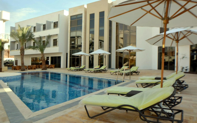 Public Security Hotel & Chalets