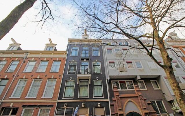 Frans Halsstraat Apartments