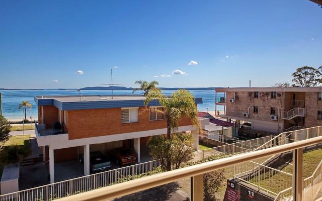 Blue Vista, Unit 8/13 Victoria Parade