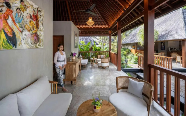 Unagi Wooden Villa by Emana