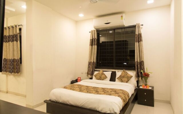 OYO 9023 Dwarka Inn