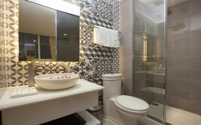 Camelia Saigon Central Hotel