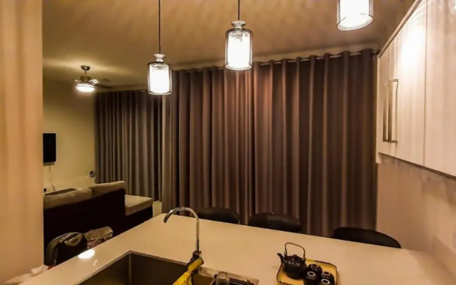 NEW LUXURY 2 Bedroom RoofTop apartment by the beach