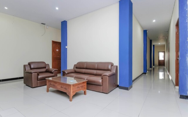 RedDoorz Plus @ Jalan Pemuda Jakarta