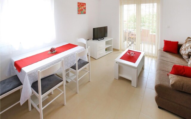 Beautiful Apartment in Sukosan With Wifi and 1 Bedrooms