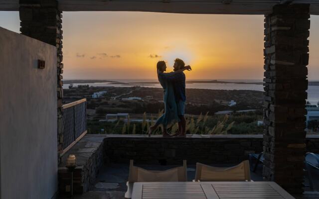 Anthemion Paros Villas & Suites
