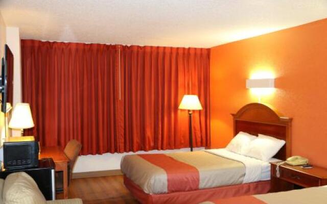 Motel 6 Tulsa Airport