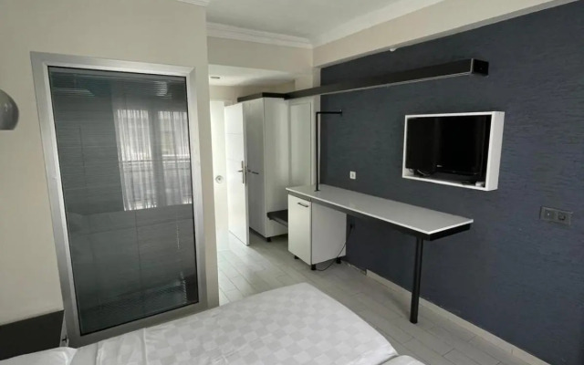 Cle Beach Boutique Hotel