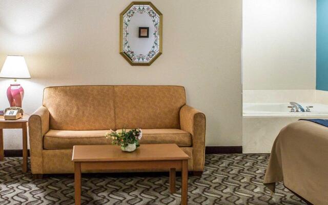 Quality Inn & Suites