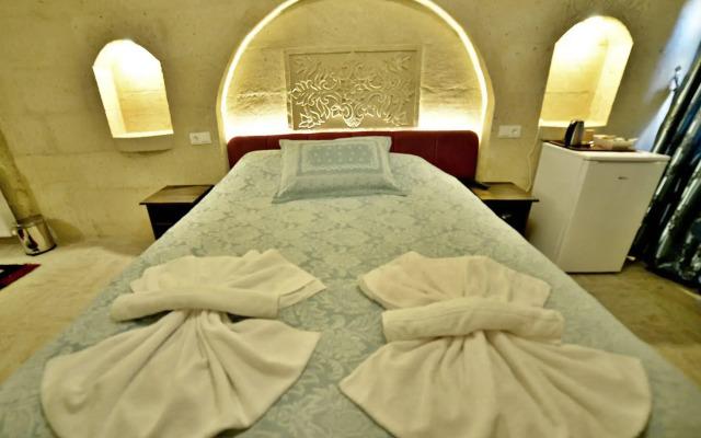 Dedeli Konak Cave Hotel