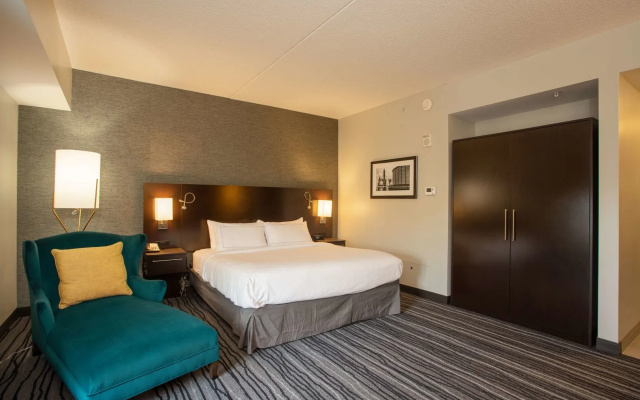 The Mosey Buffalo Williamsville, Tapestry Collection by Hilton