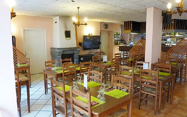 Hôtel Restaurant du Pont-Vieux