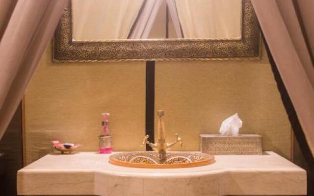 Luxury Desert Camp Amanar