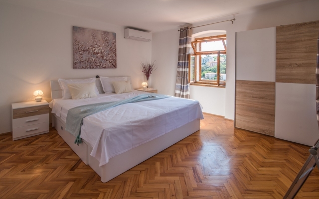 Holiday house Hoda Vrbnik, Island Krk
