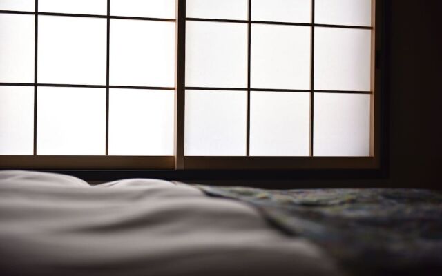 Rinn Premium Koki East