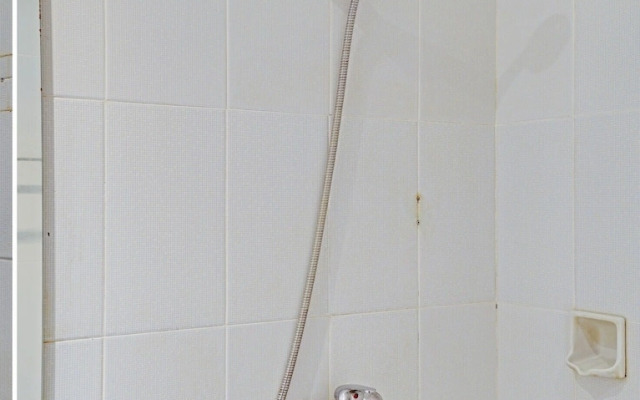 Capital O 94725 Montameri Pelajar Pejuang