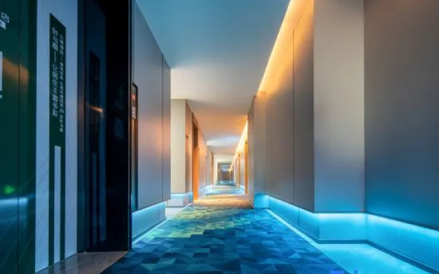 Yeyuchen E-sports Audio-Visual Hotel (Handan East Station Meilecheng) — 2-star hotel in Handan