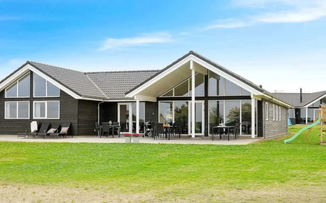 18 Person Holiday Home in Bogense