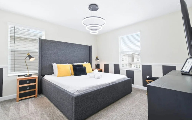 Storey Lake Pool Villa 2864