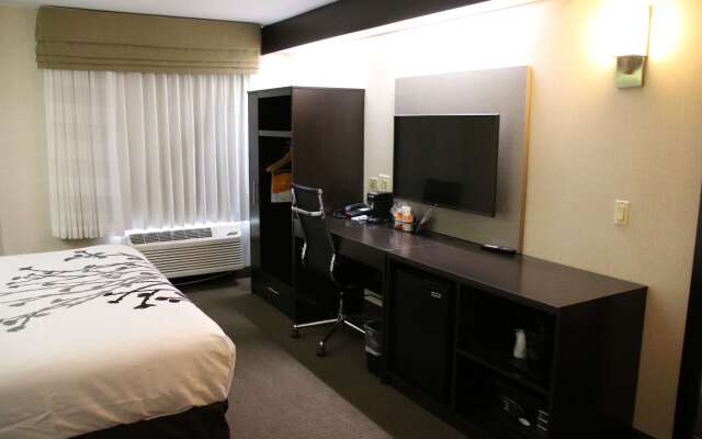 Sleep Inn near Great Lakes Naval Base