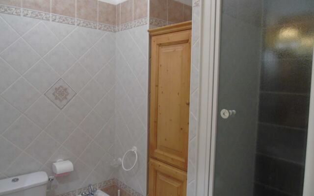 Lou Services Apartment CB74 LSI 001