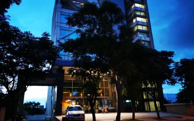 Bluewater Hotel Taoyuan