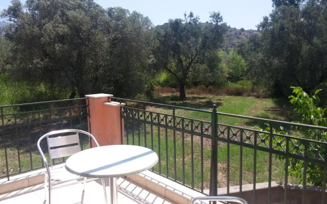 Irini Apartments Anaxos