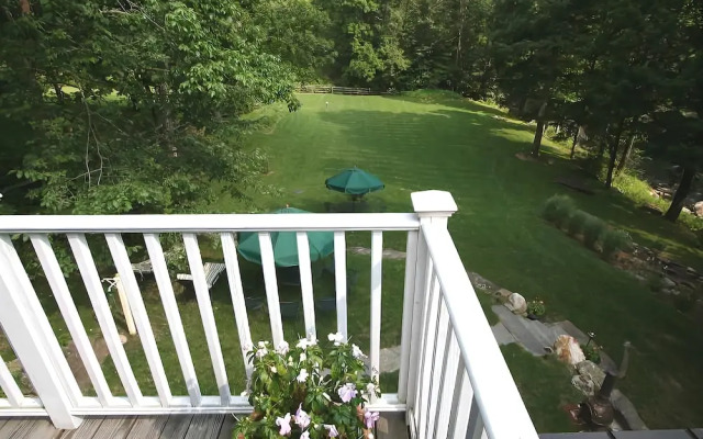 Green River Bridge House