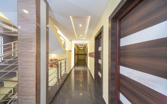 OYO 7987 Hotel Carnation