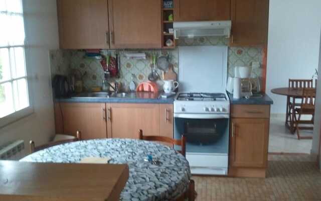 House With 2 Bedrooms in Perros-guirec, With Furnished Garden