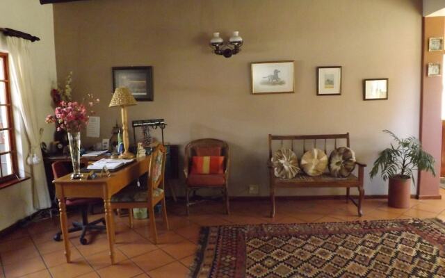 Thatchings Guest House