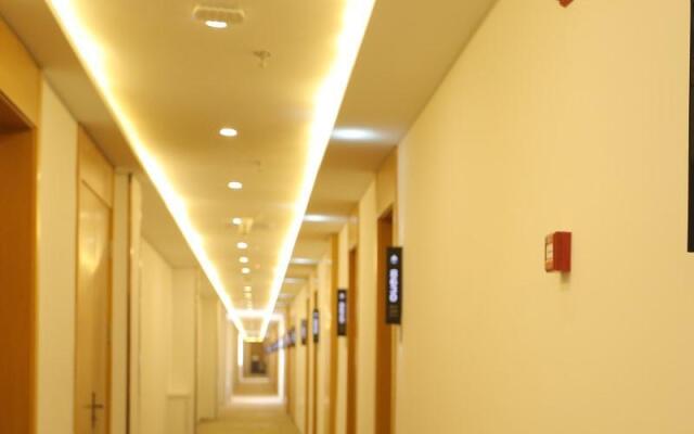 GreenTree Inn Zaozhuang Xuecheng Qilianshan Road