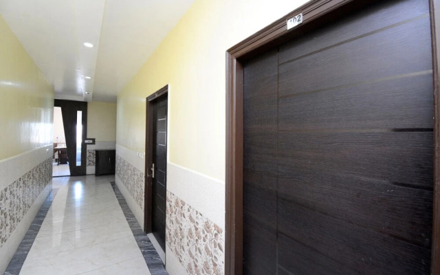 OYO 27747 Hotel K B Residency