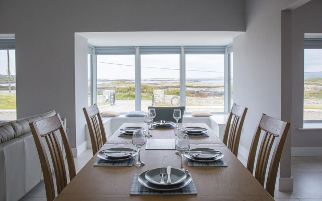Wave Bay Cottage