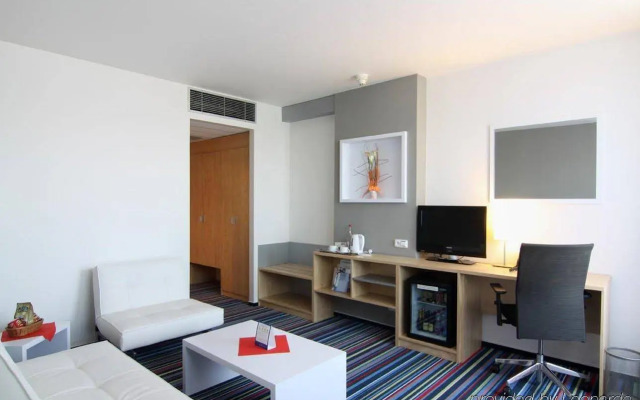 Holiday Inn Prague Airport by IHG