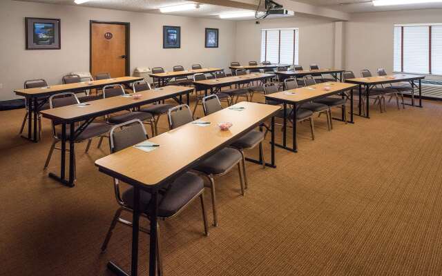 Sleep Inn & Suites Cross Lanes - South Charleston