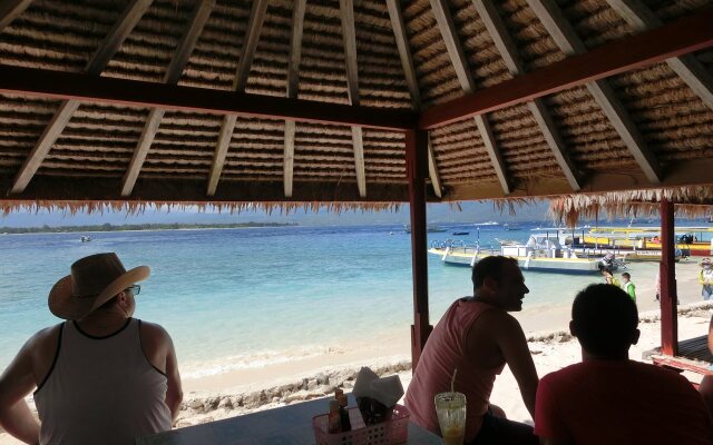 Lombok Holiday Hotel