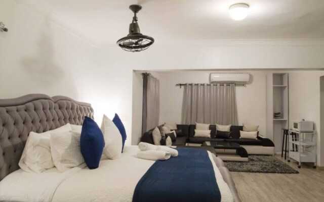 8 Bedrooms Penthouse, Jacuzzi & Private Terrace