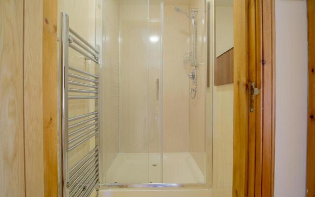 Glenview Chalet Park No 2