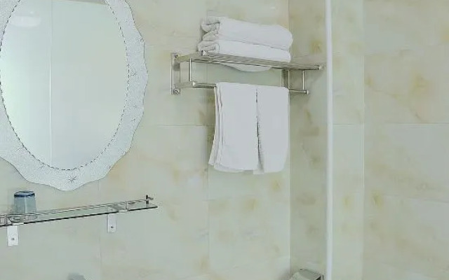 Jingzhouhui Business Hotel (Beijing Jiukeshu Subway Station)