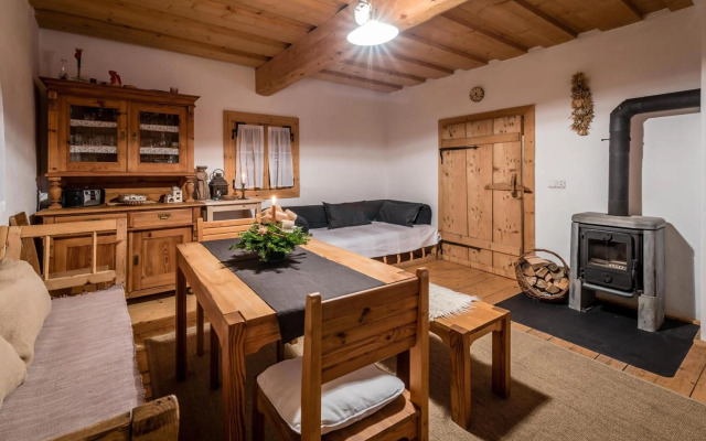 Drevenica Traditional Cottage Old Centre