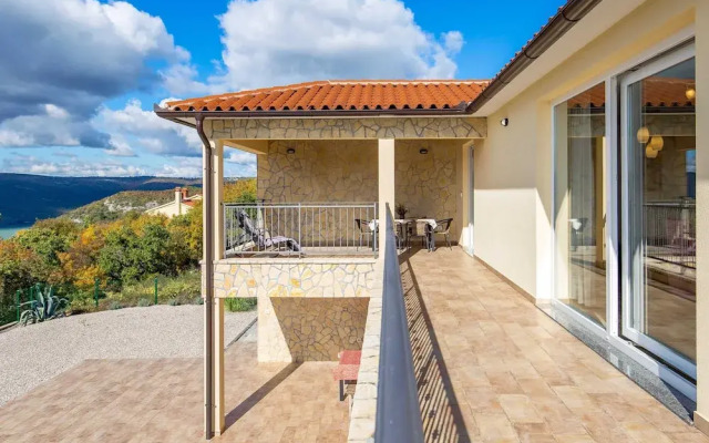 Wonderful Labin Villa With Private Pool and Sea Views
