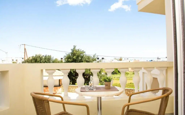 Villa Aphrodite Hotel Apartments Studios by Estia