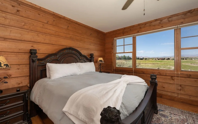 19th Hole 3 Bedroom Cabin