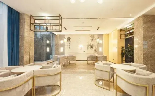 GEM Hotel